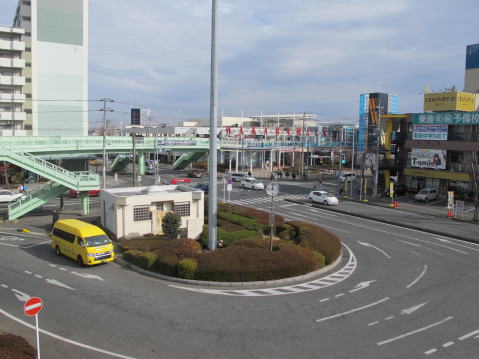 現在の若葉駅東口