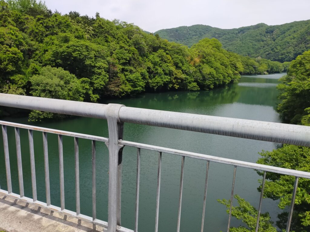 眼下に荒川を望む寄居橋