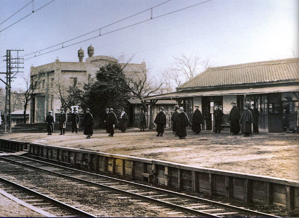 膝折駅