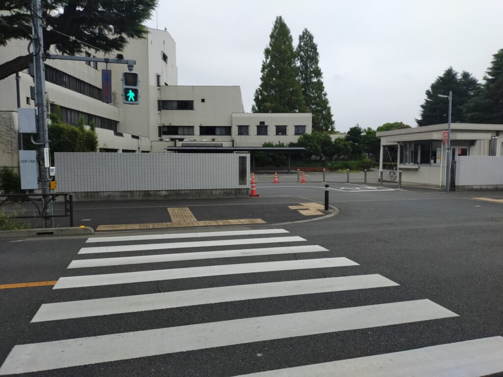 松沢病院正門