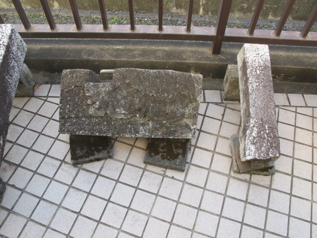 火工廠承役地の標石