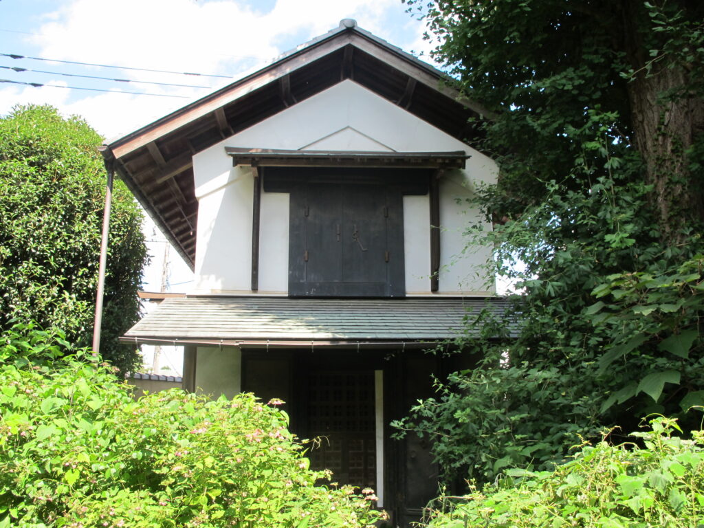 土蔵